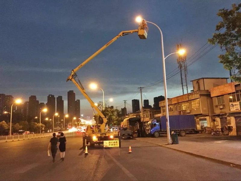 道路照明施工